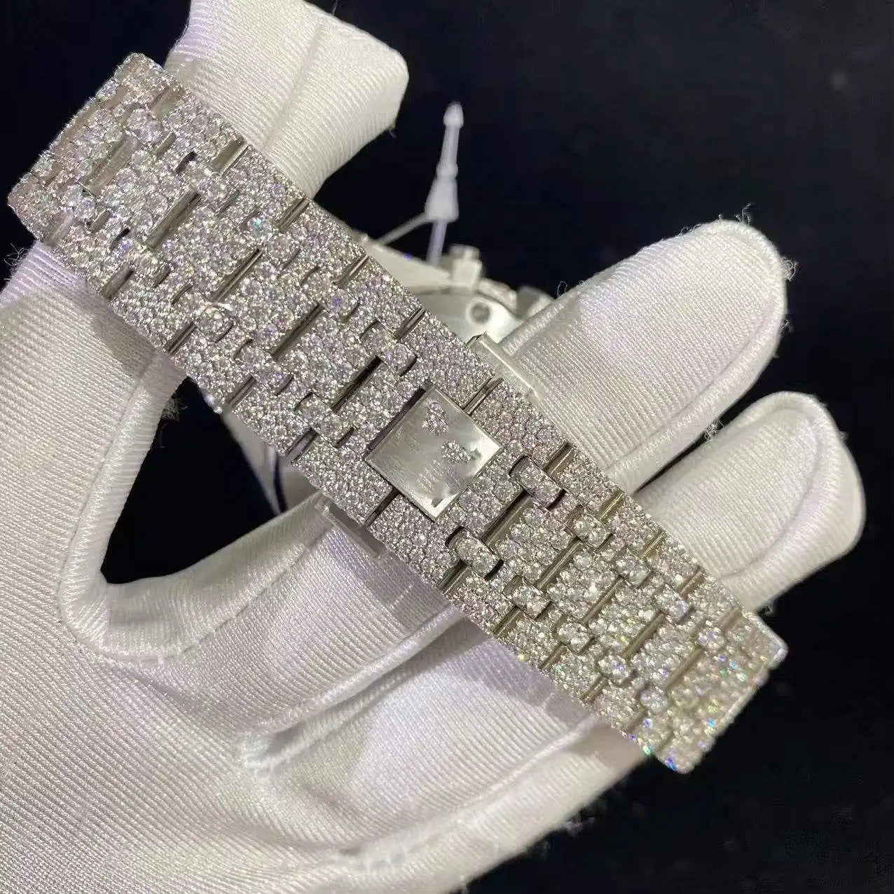 Exquisite Luxury Mechanical Automatic Stainless Steel Watch Premium Moissanite Diamonds Iced Finish Simple Elegant Design Timepi