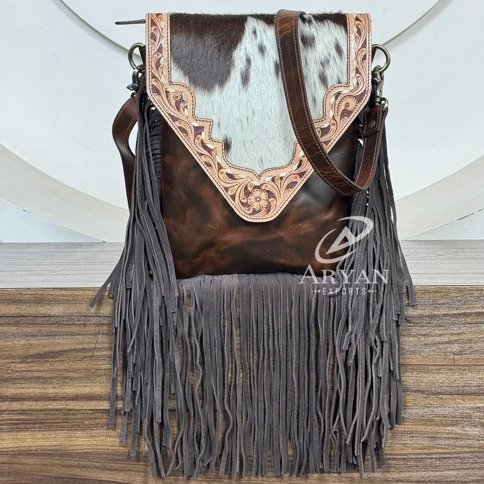 2026 Luxury Trending Designer Floral Tooled Cow Leather Fringe Crossbody Handbag for Women Genuine Leather Vintage Shoulder Bag