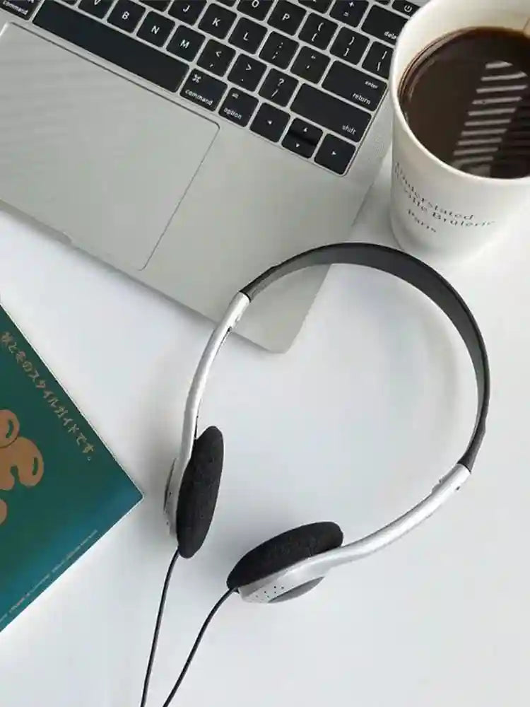 Retro Wired Headphones in Silver - Studio Comfort Over-Ear Design Tidesmit