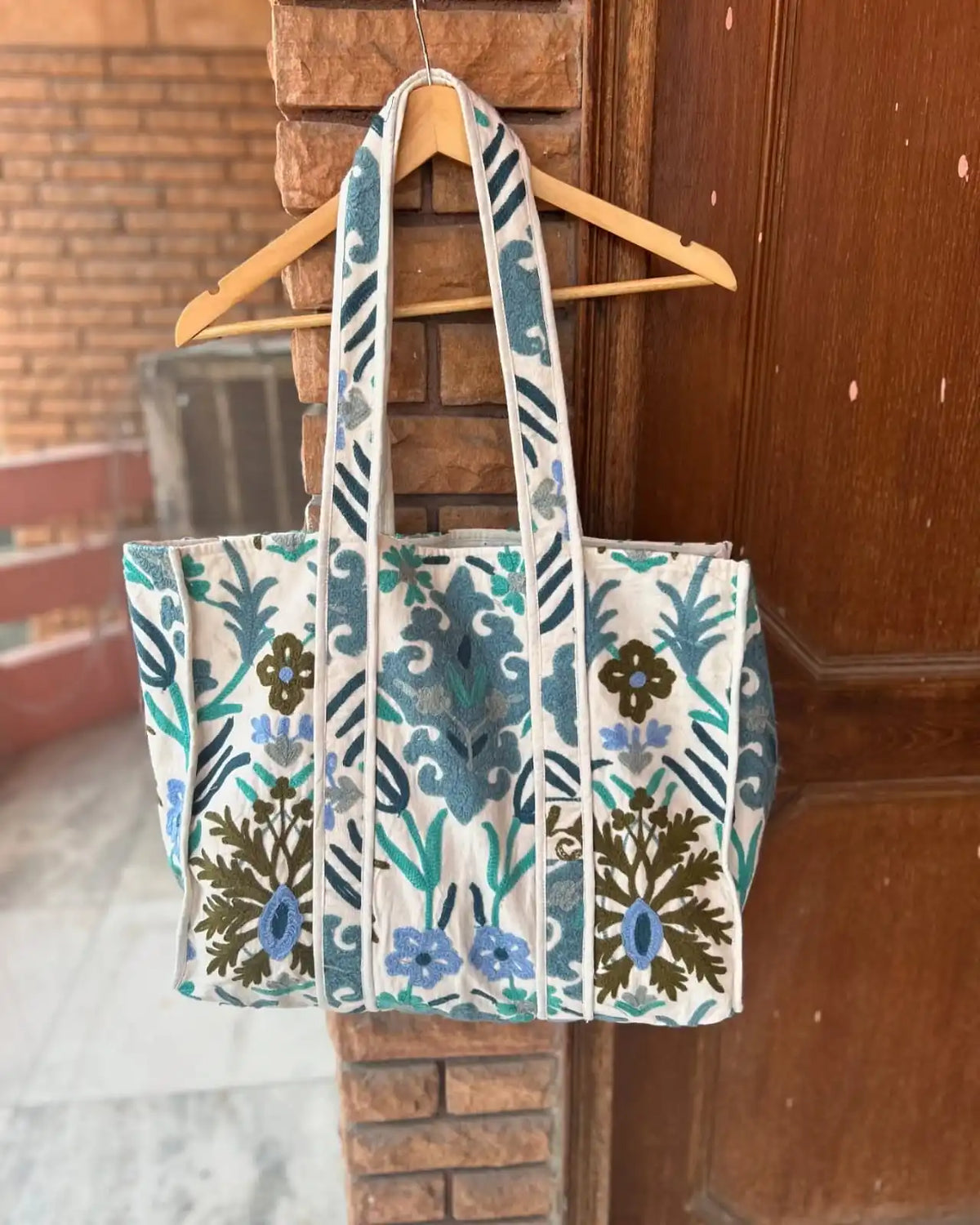 Women Boho Hippie Suzani Embroidery Handmade Hand-Stitched Vintage Shoulder Shopping Kantha Large Capacity Soft Eco-Friendly
