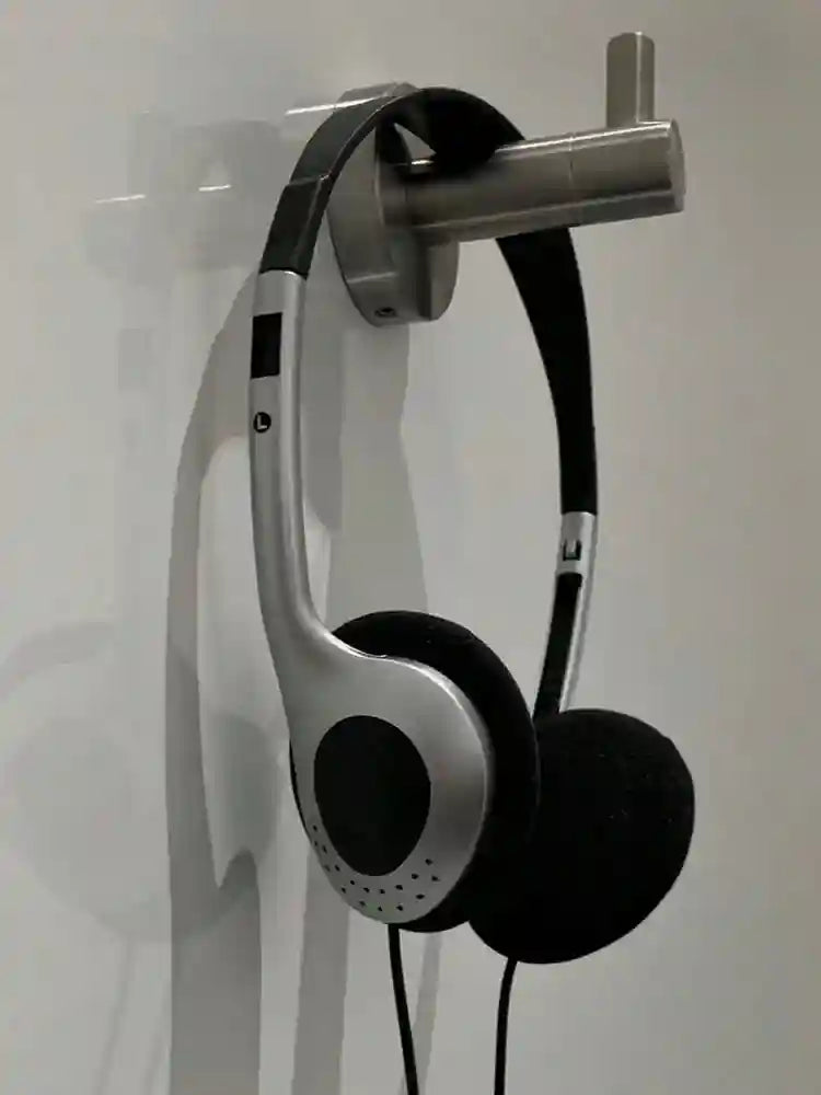 Retro Wired Headphones in Silver - Studio Comfort Over-Ear Design Tidesmit