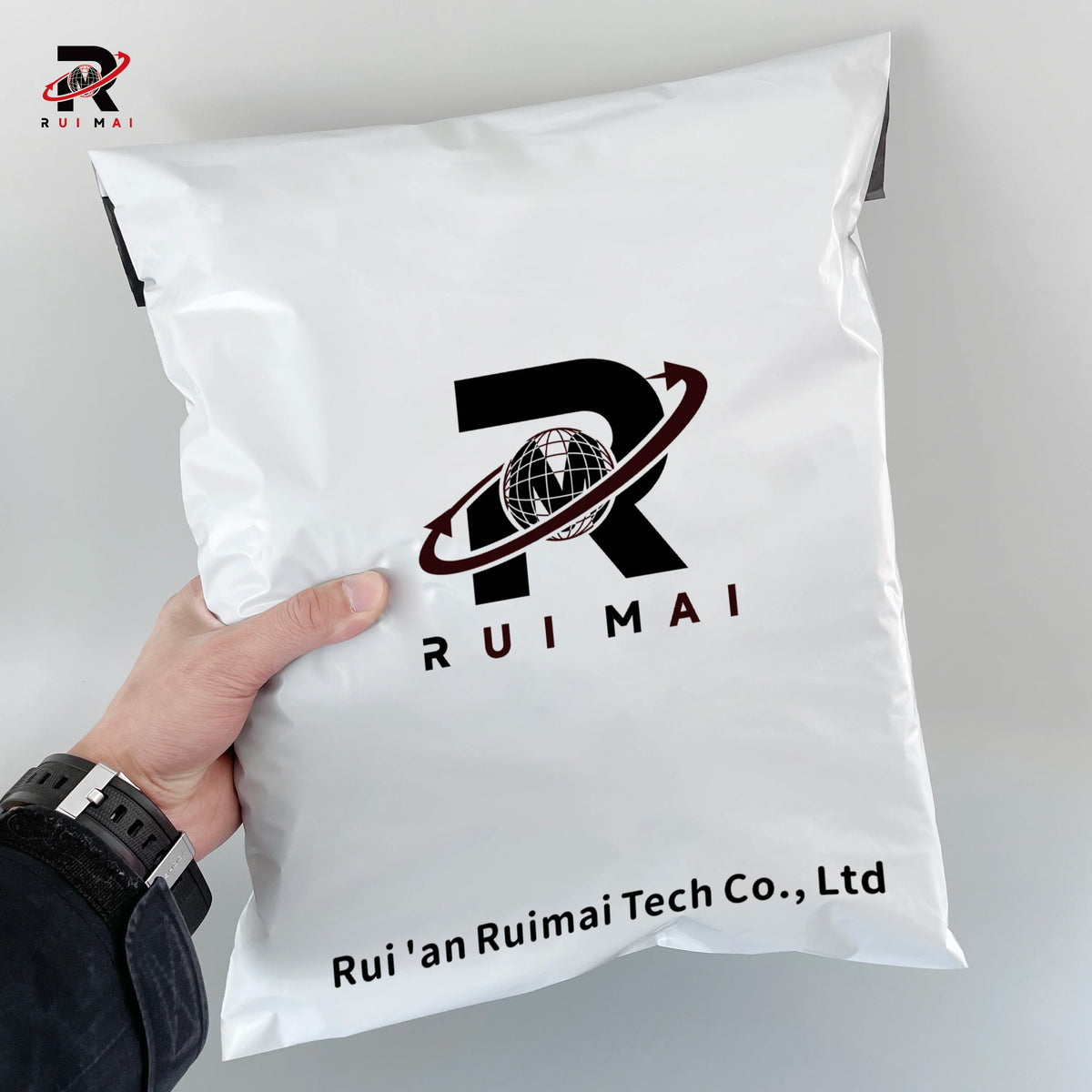 Free Sample Durable Plastic Strong Adhesion Biodegradable Polymailer Polybag Custom Printed Logo Packaging Shipping Bags Fur
