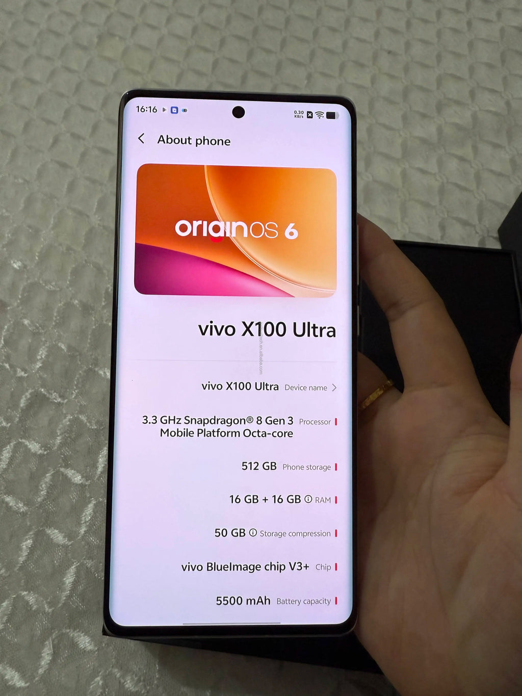 Vivo X100 Ultra 5G Global Version featuring 6.78 inch 120Hz 4K AMOLED display and powerful Snapdragon 8 Gen 3 chipset