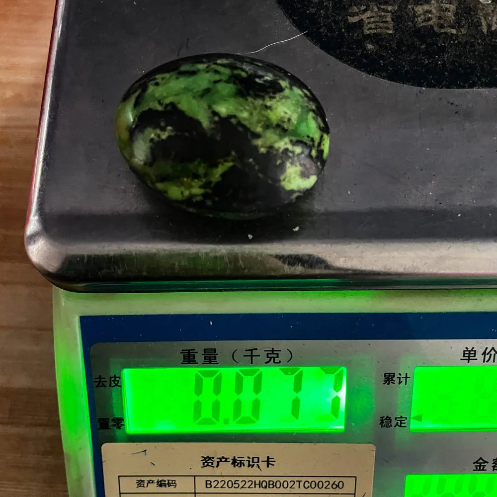 Hot Selling Rare High Quality Healing  Stone Oval Green Opal Palm Stone for Home Decoration Gift