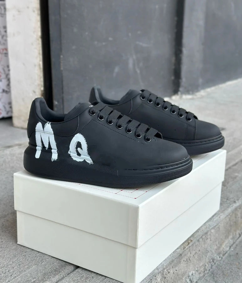 Stock X Luxury Designer Shoes Mens Womens Platform Black White Sneakers Trainers Shoes