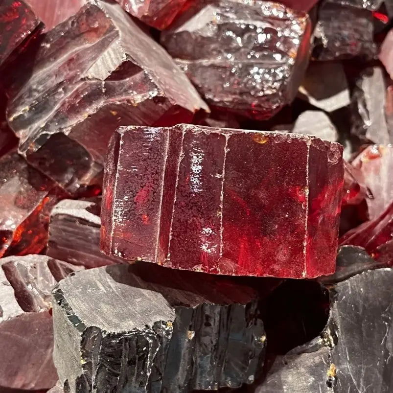 Loose Gemstone Rough China Red Uncut Cubic Zrconia