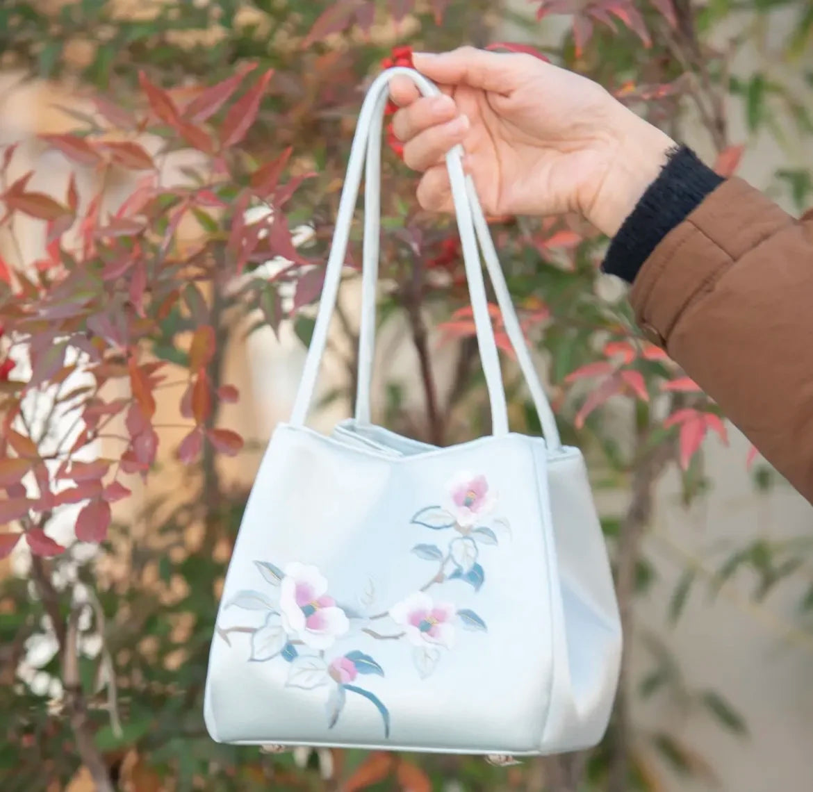 Handmade Suzhou Embroidery Silk Handbag for Women