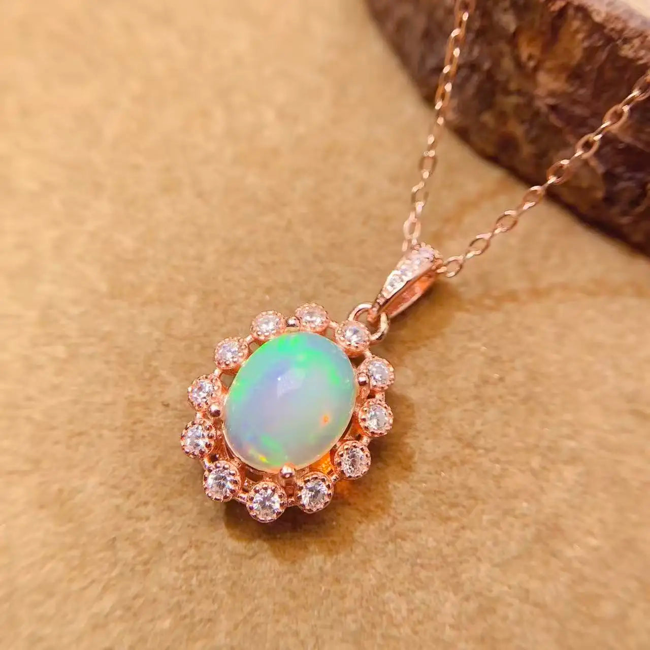 Hot Sale 925 Sterling Silver Natural Opal 18K Gold Plated Fine Fashion Vintage Custom Jewelry Pendant Necklaces for Women