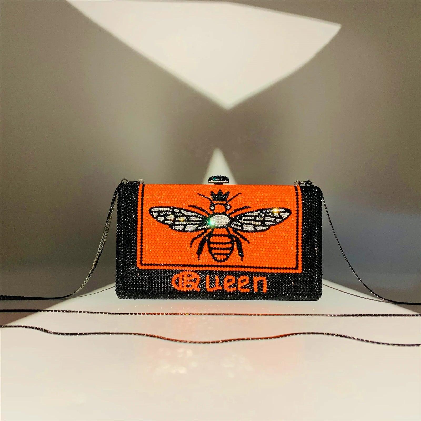 OC4263 Sparkly Rhinestone Evening Clutch For Women Hard Shell Metallic Bee Pattern Purse With Detachable Chain