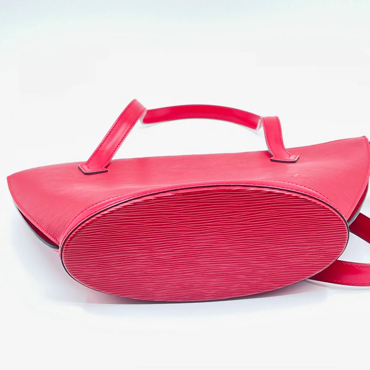 Luxury Second-hand Fashion Genuine Leather Red Ladies Shoulder Bag, Classic Water Ripple Design Shoulder Bag