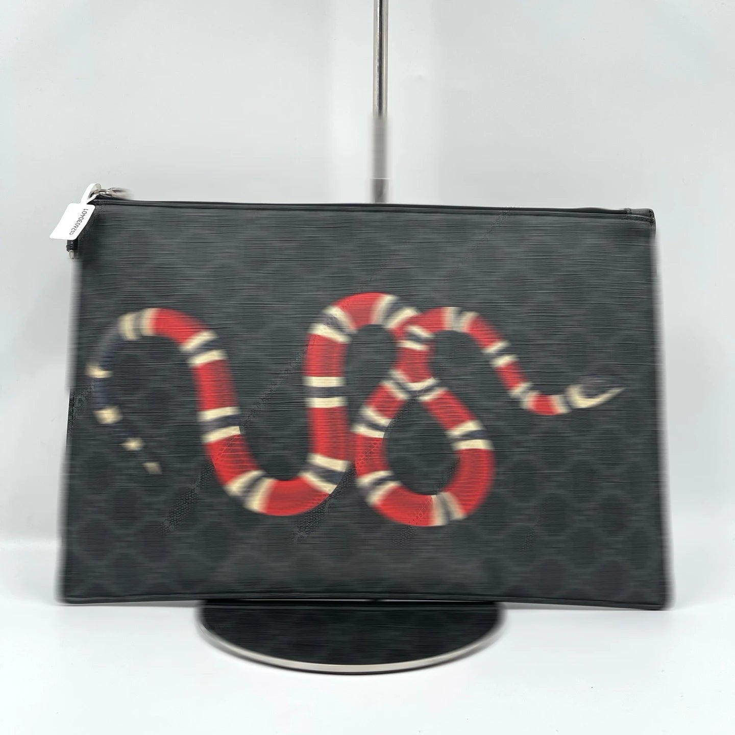 Wholesale Second-hand Handbags | Classic Canvas Clutch Wallet, Stylish & Spacious Handheld Bag, Unisex Design