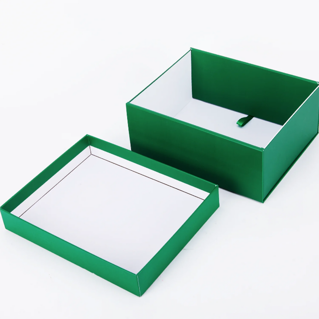 Luxury Custom Logo Printed Red Paper Shopping Bag Premium Personalized Paper Boxes Mailer Box