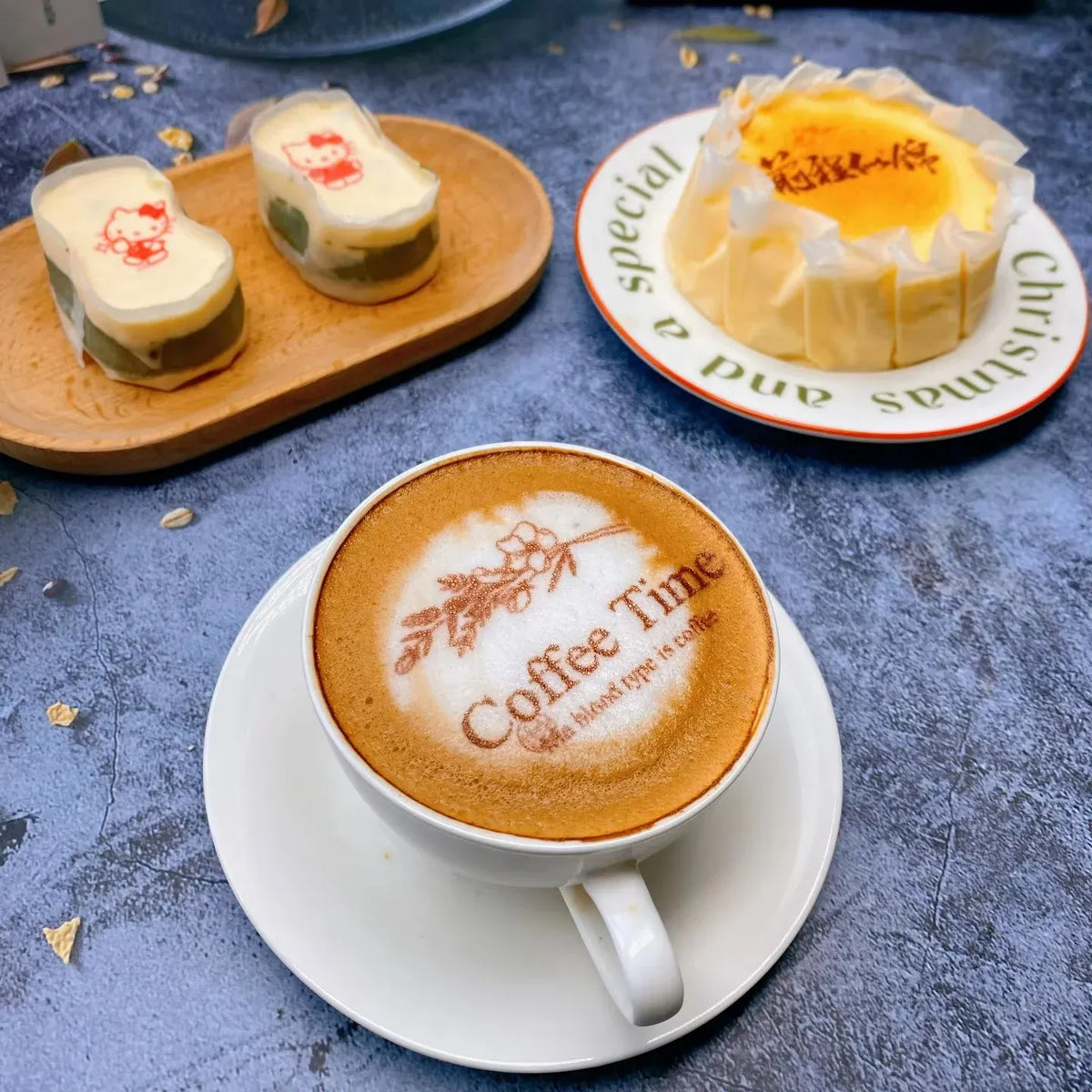 Coffee cup with edible-ink 'Coffee Time' printed latte design