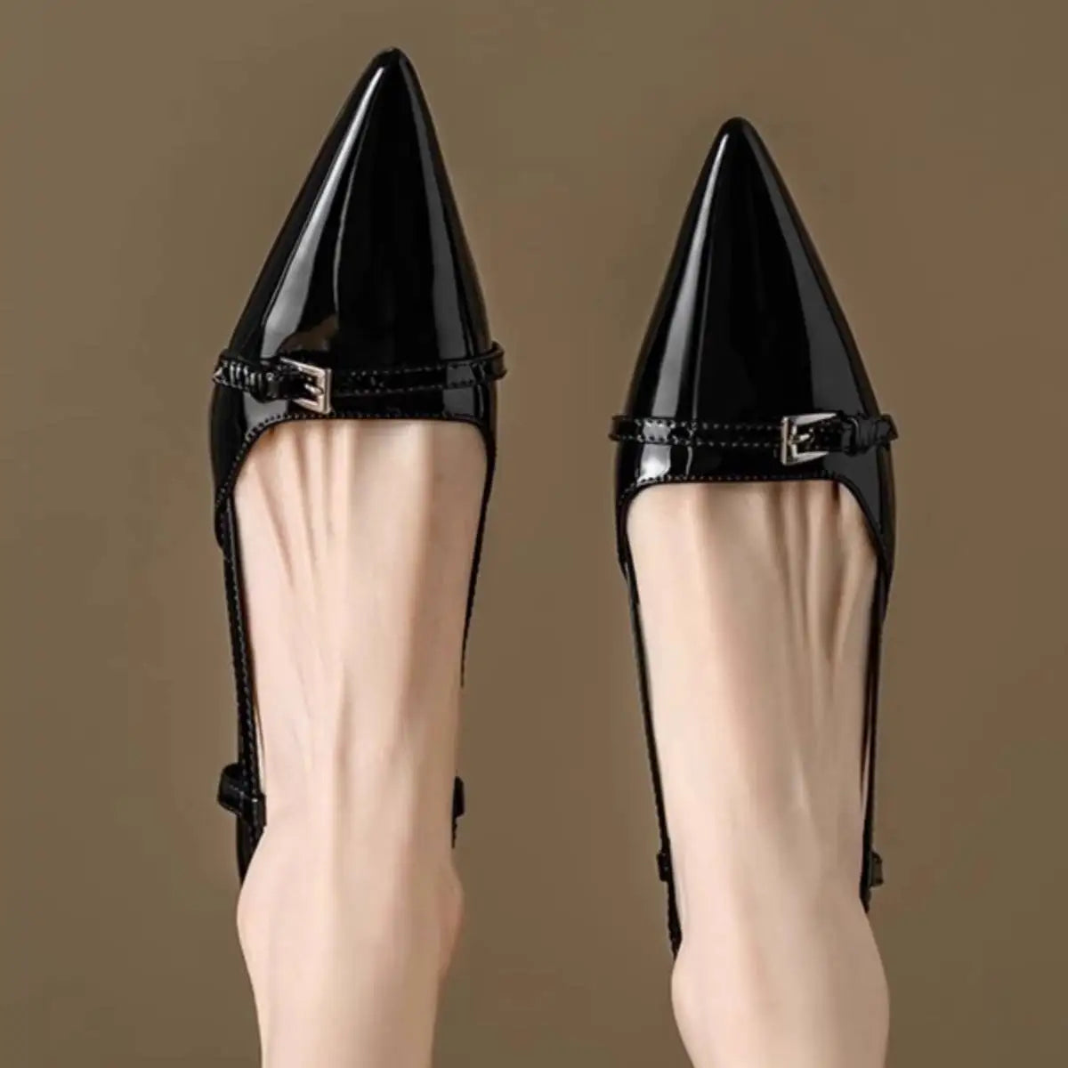 Wholesale Classic French Heel Sandals Lightweight Design Shopping Vacation Social Gathering Skirt Matching Women Shoes
