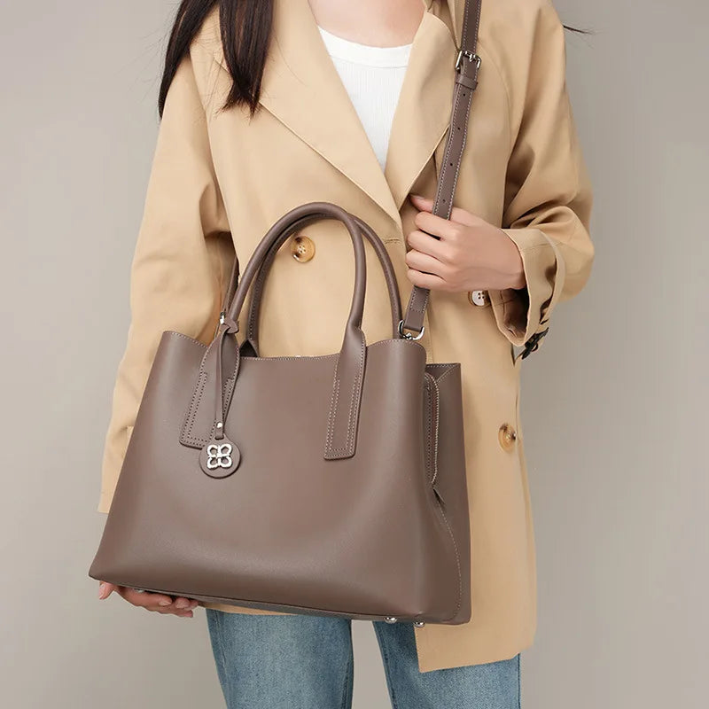 Women's 2026 New Large Capacity Genuine Leather Crossbody/Shoulder Handbag Removable Strap Zipper Closure Luxury Elegant Fashion