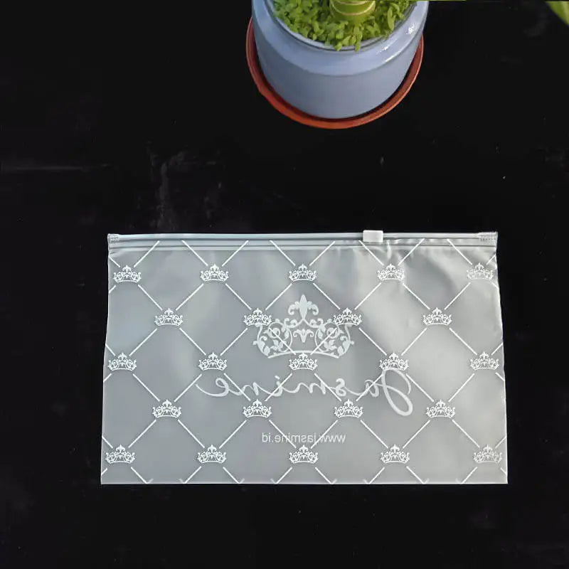 Custom 0.16mm Matte Zip Lock Bag for Clothing for Socks and Underwear Barrier Plastic Bag