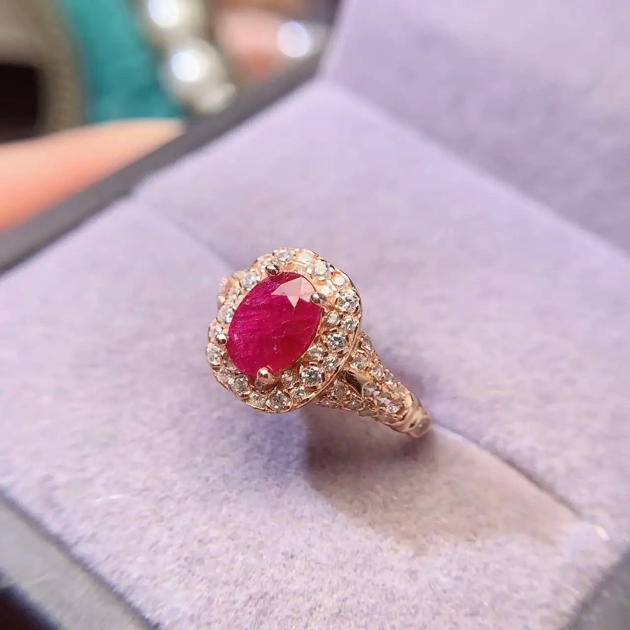 Factory Supply Classic Women's 925 Sterling Silver Oval Natural Garnet/Ruby/Sapphire Fine Jewelry Wedding Ring for Anniversary