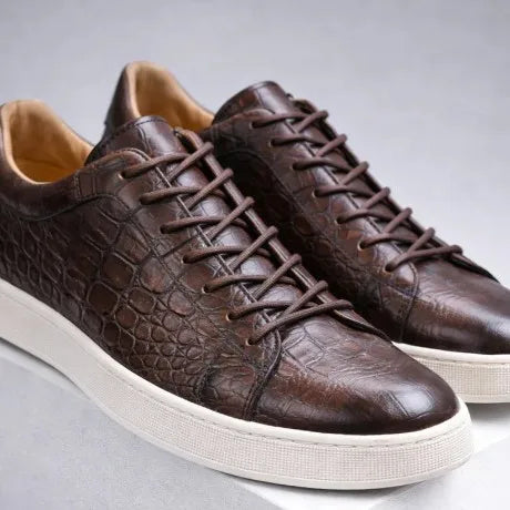 Fast Delivery Luxury Lace-up Business Formal Casual Plus Size Men's Leather Sneakers