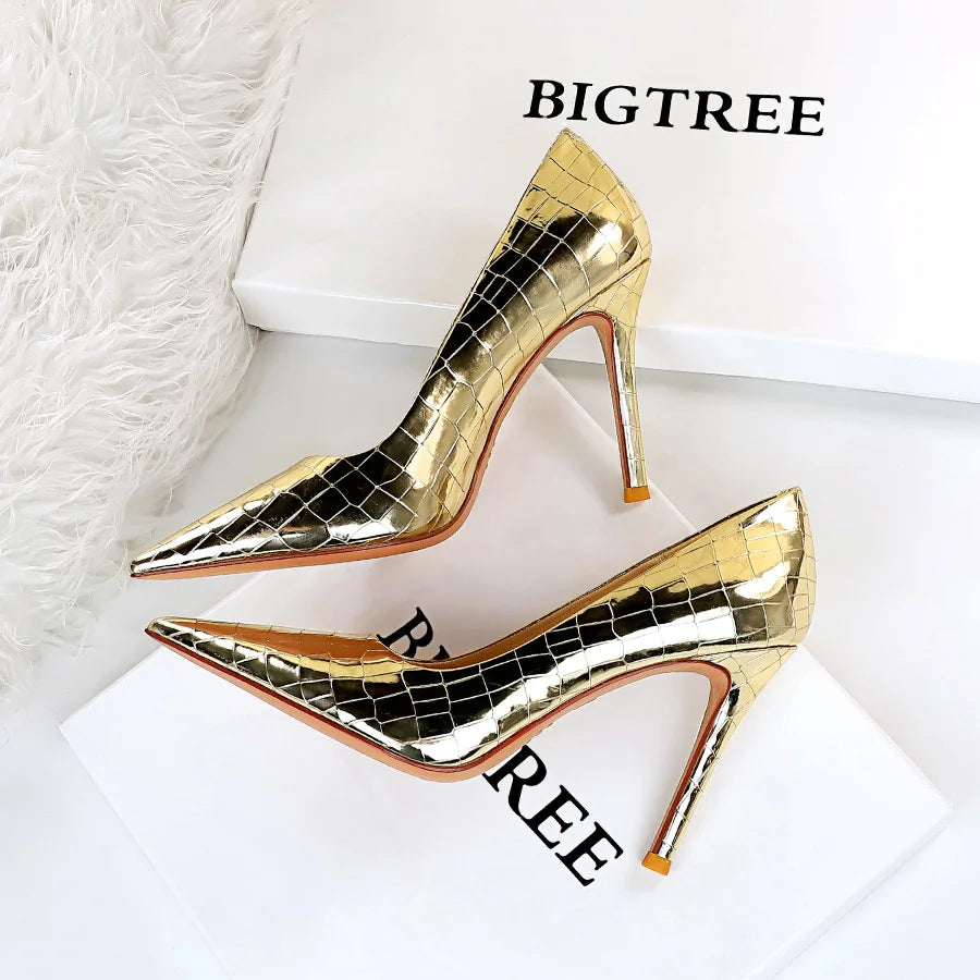 2026 New Model Sexy Thin Heel Patent Leather Pointed Toe Slip-On Formal Solid PU 10 cm Womens Nightclub High Heels