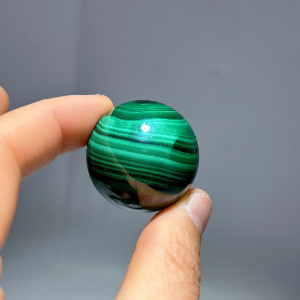 Wholesale Natural Gemstone Malachite Sphere Spiritual Green Stripe Ball Healing Crystal Craft for Decor