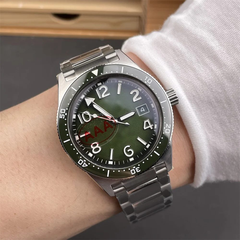 High Quality Men's Mechanical Watch with Green Dial and Stainless Steel Case Suitable for Business Travel Luxury Sports Watch