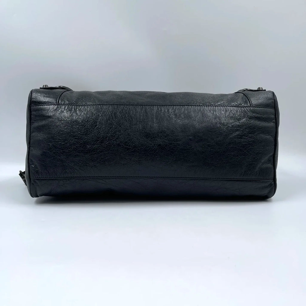 Wholesale Second-hand Luxury Handbags | Black Genuine Leather Tote Bag with Tassel | Pillow-shaped Design | Current Hot Trend