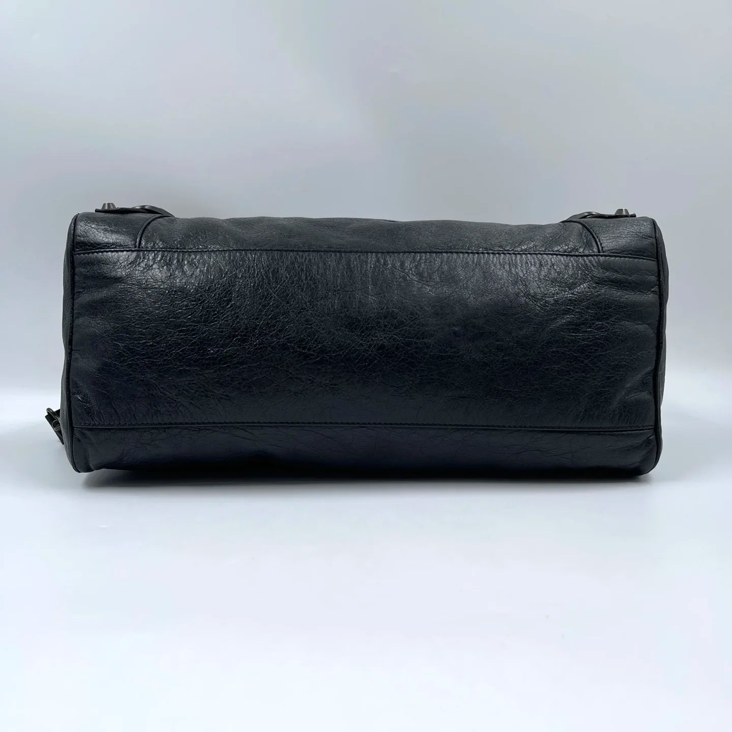 Wholesale Second-hand Luxury Handbags | Black Genuine Leather Tote Bag with Tassel | Pillow-shaped Design | Current Hot Trend