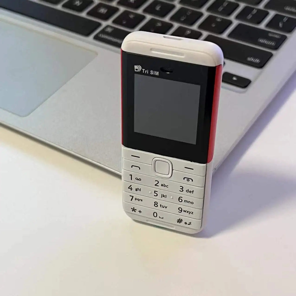 SERVO BM5310 Mini 3 SIM Standby Feature Mobile Phone Speed Dial Magic Voice Blacklist MP4 Player FM Radio Small Backup Cellphone