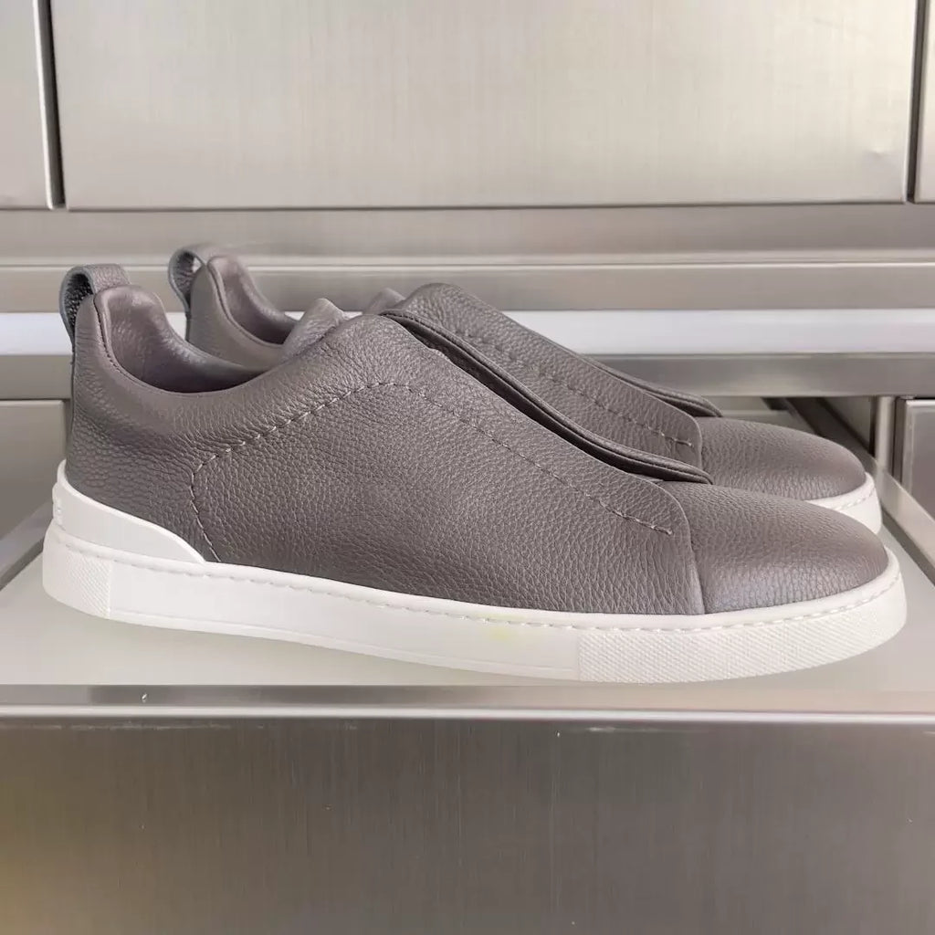 2026 Premium Men's Minimalist Sneakers Cream White Genuine Leather Slip-on Casual Shoes Luxury Grain Cowhide Loafers for Men
