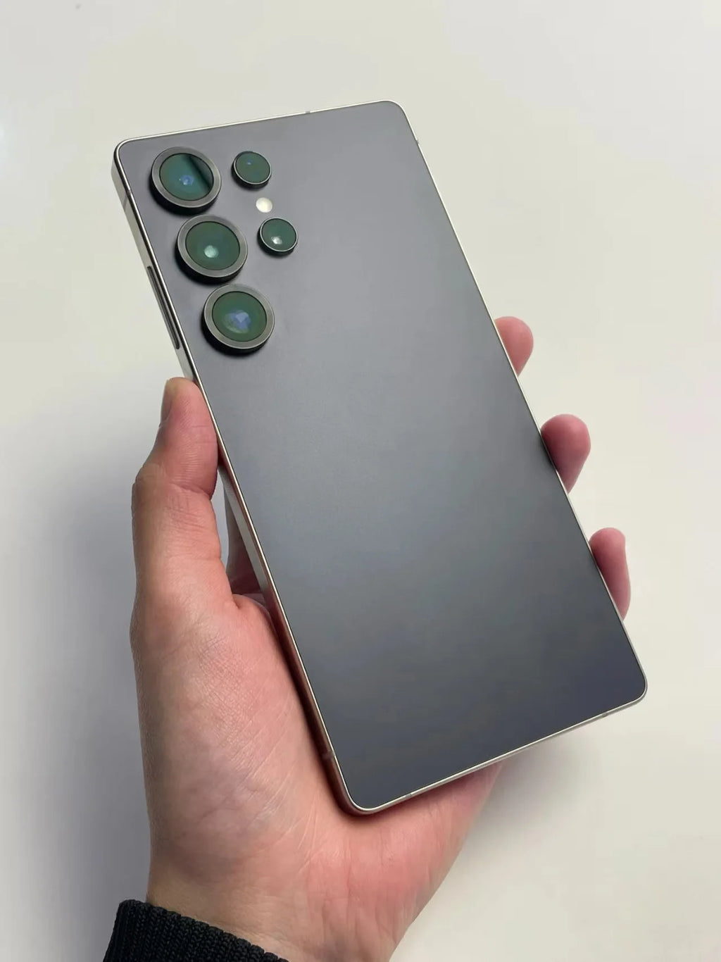 2025 S25 Ultra 5G Android Smartphone with S-Pen, 12GB RAM, 512GB storage, and 6.9 inch display, side view