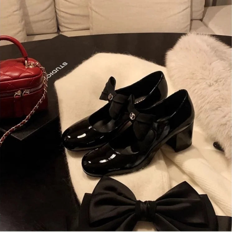 College Style Toe Thick Heel Straight Strap Mary Jane Patent Leather Formal High Heels Women's Milk Tea Colored Single Shoes