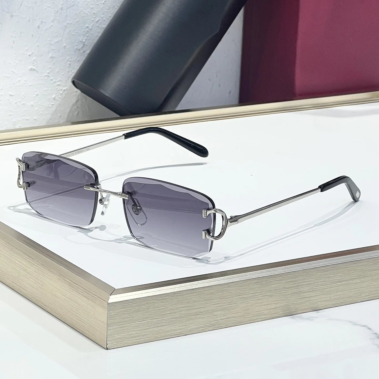 New Unisex Luxury Fashion Designer Polygonal Frameless Sunglasses Comfortable Light UV400 Gradient Lenses High-quality