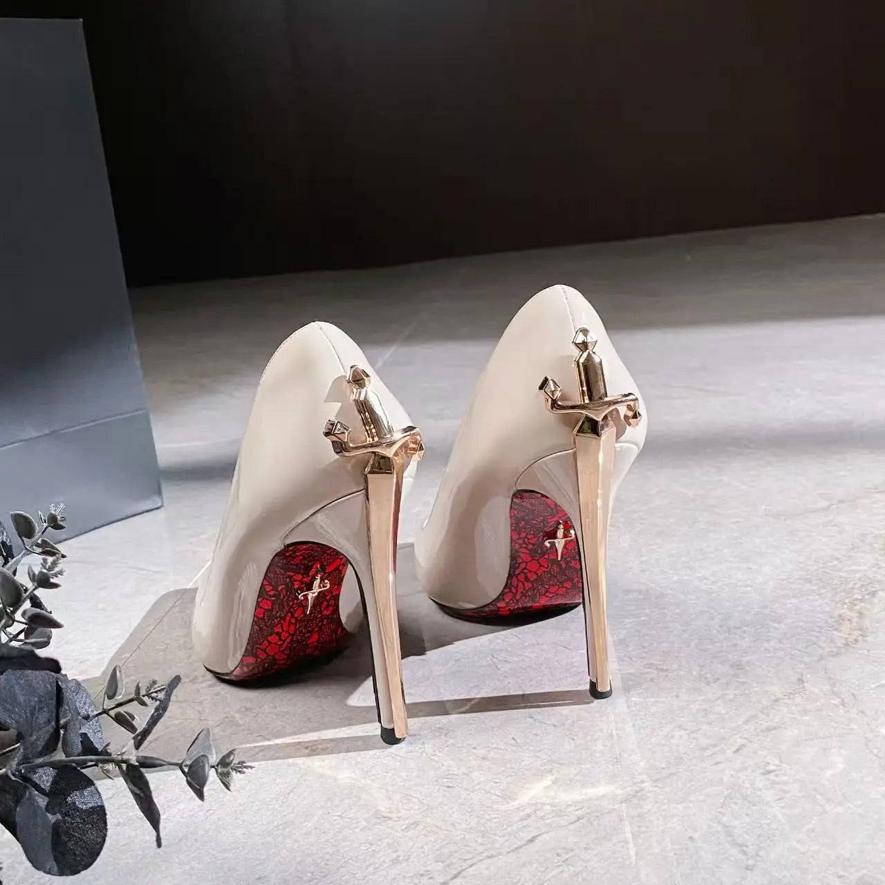 New European and American Pointed Short Knife High Heels CP Fashion Versatile Thin Heel Red Sole High Heels