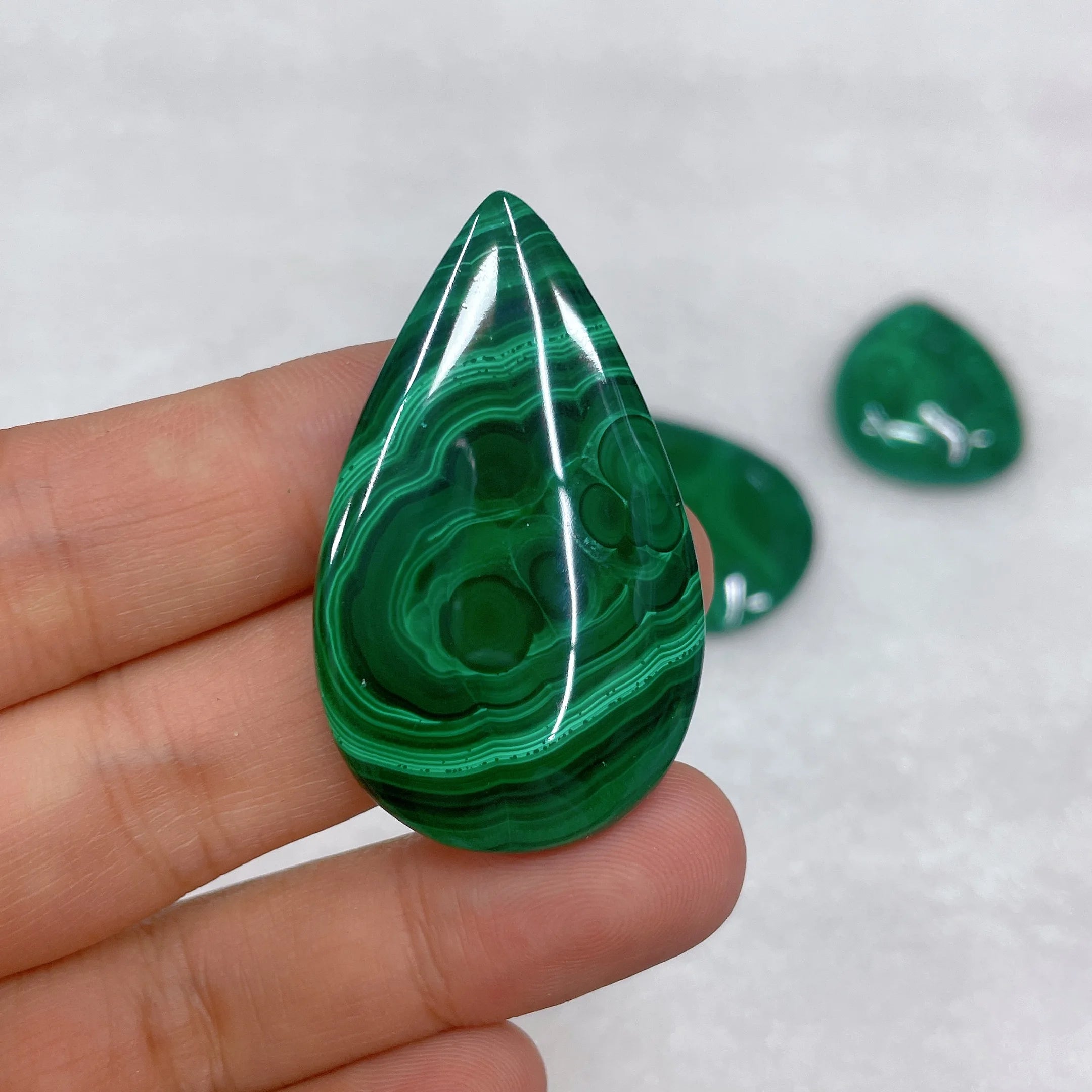 Wholesale Natural Gemstone Malachite Crystal Pendants Spiritual Teardrop Stripe Healing Polished Craft for Holiday Home