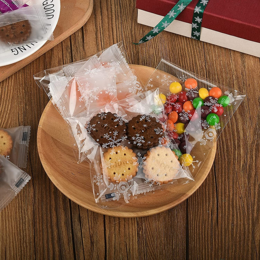 100 Counts Snowflake Treat Bags Self Adhesive Cookie Bags Resealable Cellophane Treat Bags