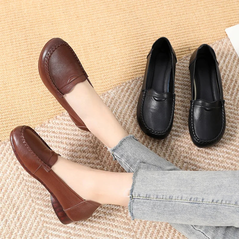 Casual Women's Genuine Leather Flat Loafers Light Weight Slip-On Shoes for Summer & Spring Fashionable & Trendy