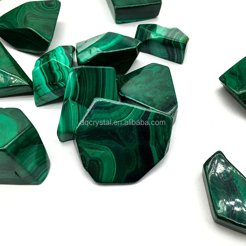 Wholesale Natural Crystal Green Malachite Free Form Gemstones Crystal Craft Polished Malachite Gravel Tumble for Decoration