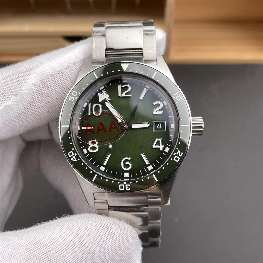High Quality Men's Mechanical Watch with Green Dial and Stainless Steel Case Suitable for Business Travel Luxury Sports Watch