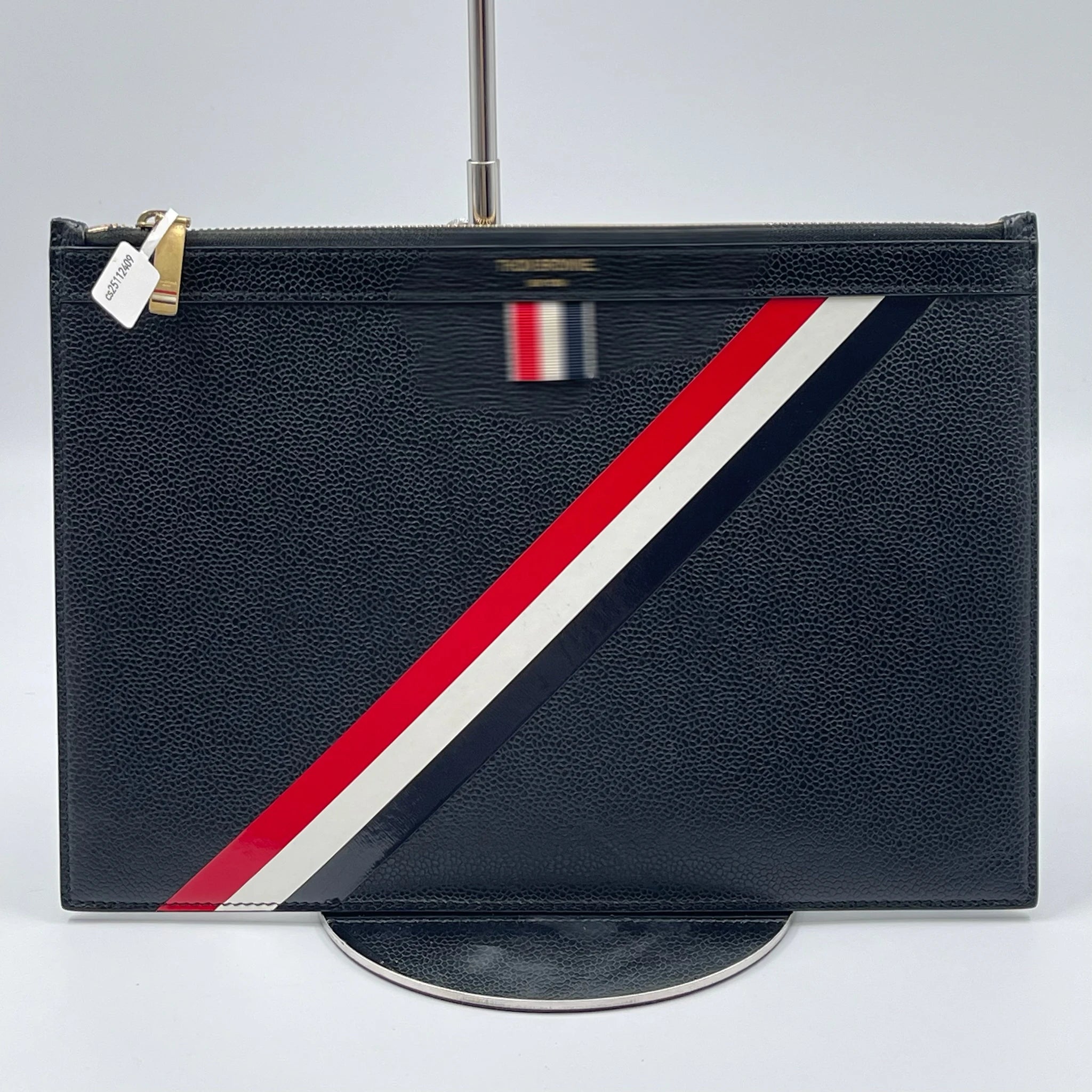 Wholesale Second-hand Luxury Handbags | Black Leather Clutch with Fashionable Geometric Design | Must-have for Travel