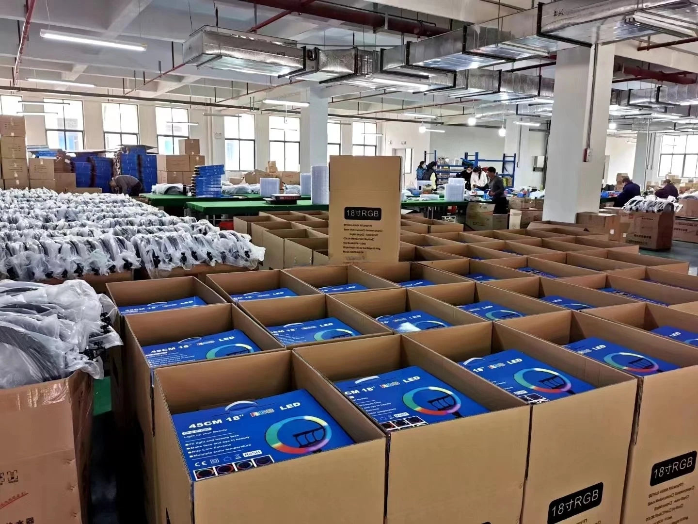 Powerful RGB LED Ring Light with Tripod for Phone Photography Tidesmit