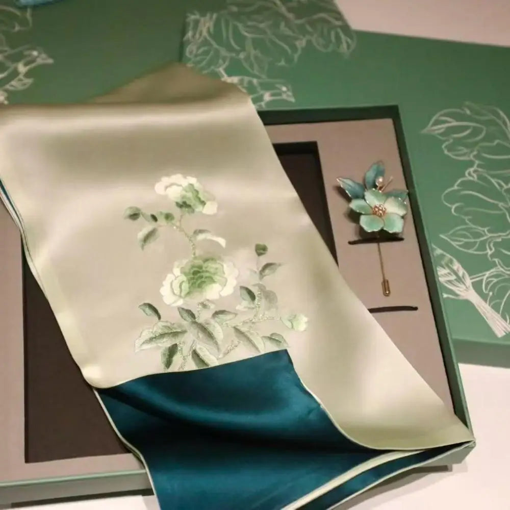 Su Embroidery Scarf 100% Mulberry Silk Handmade Intangible Cultural Heritage Luxury Gift Box for Women