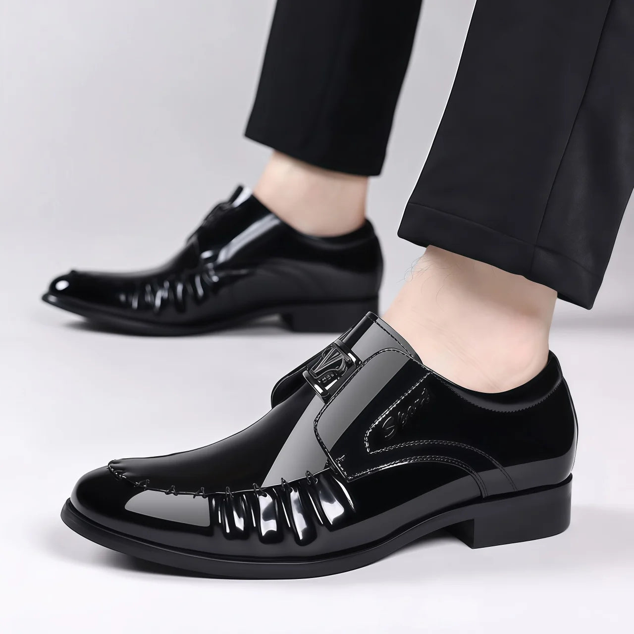 Luxury Designer Oxford Style Dress Shoes Slip-On Pointed Toe Summer Casual Business Wedding Parties Height Increasing