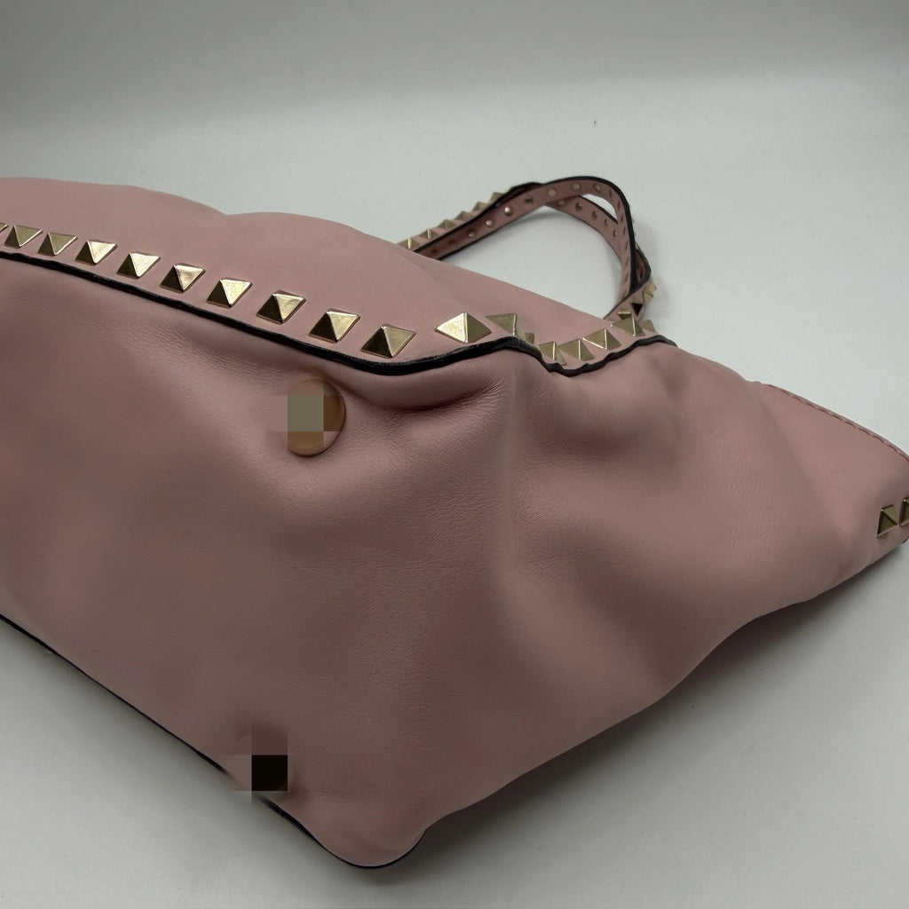 Wholesale Second-hand Luxury Handbags | Genuine Leather Pale Pink Shoulder Bag with Rivet Design | Fashion Statement Piece