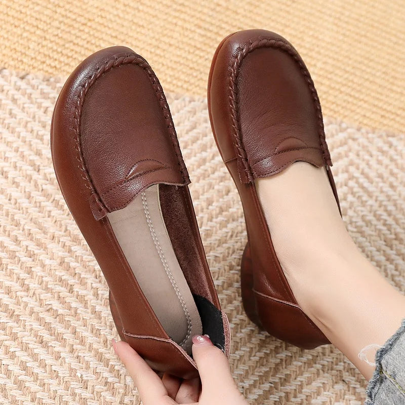 Casual Women's Genuine Leather Flat Loafers Light Weight Slip-On Shoes for Summer & Spring Fashionable & Trendy