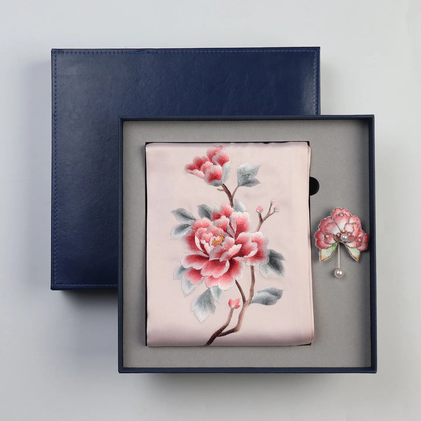 Handmade Su Embroidery Scarf & Stylish Brooch Box Set