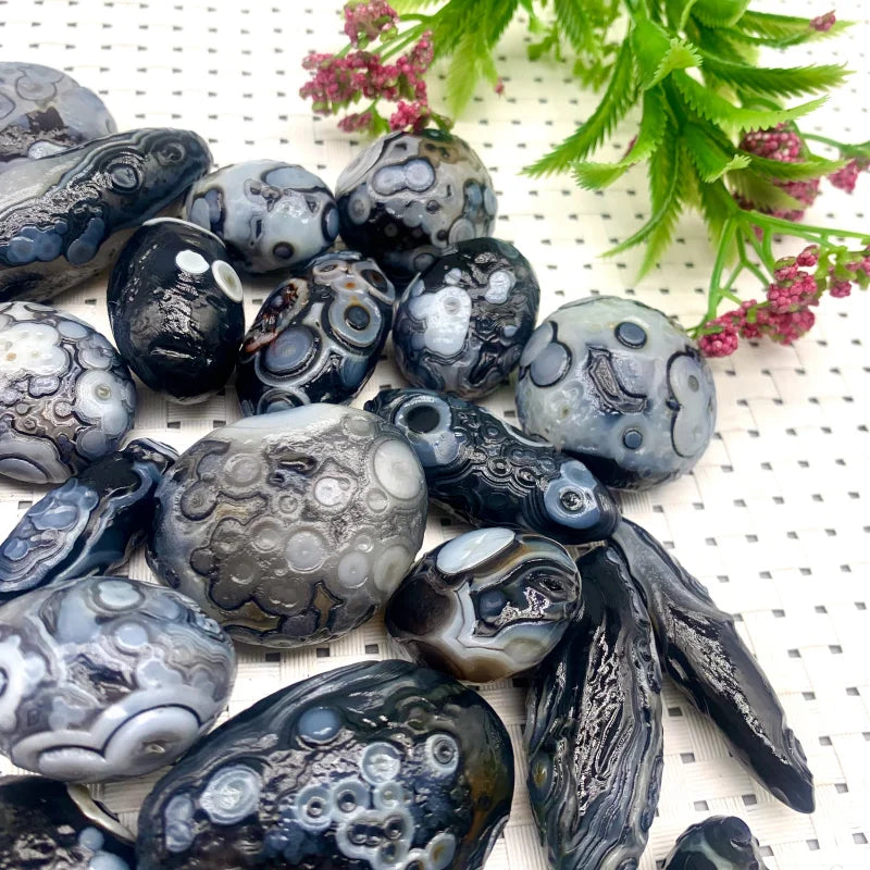 New Rare High Quality Natural Crystal Healing Gobi Eye Stones Raw Gobi Agate Eye Gemstone Tibet Eye Stone for Jewelry Marking