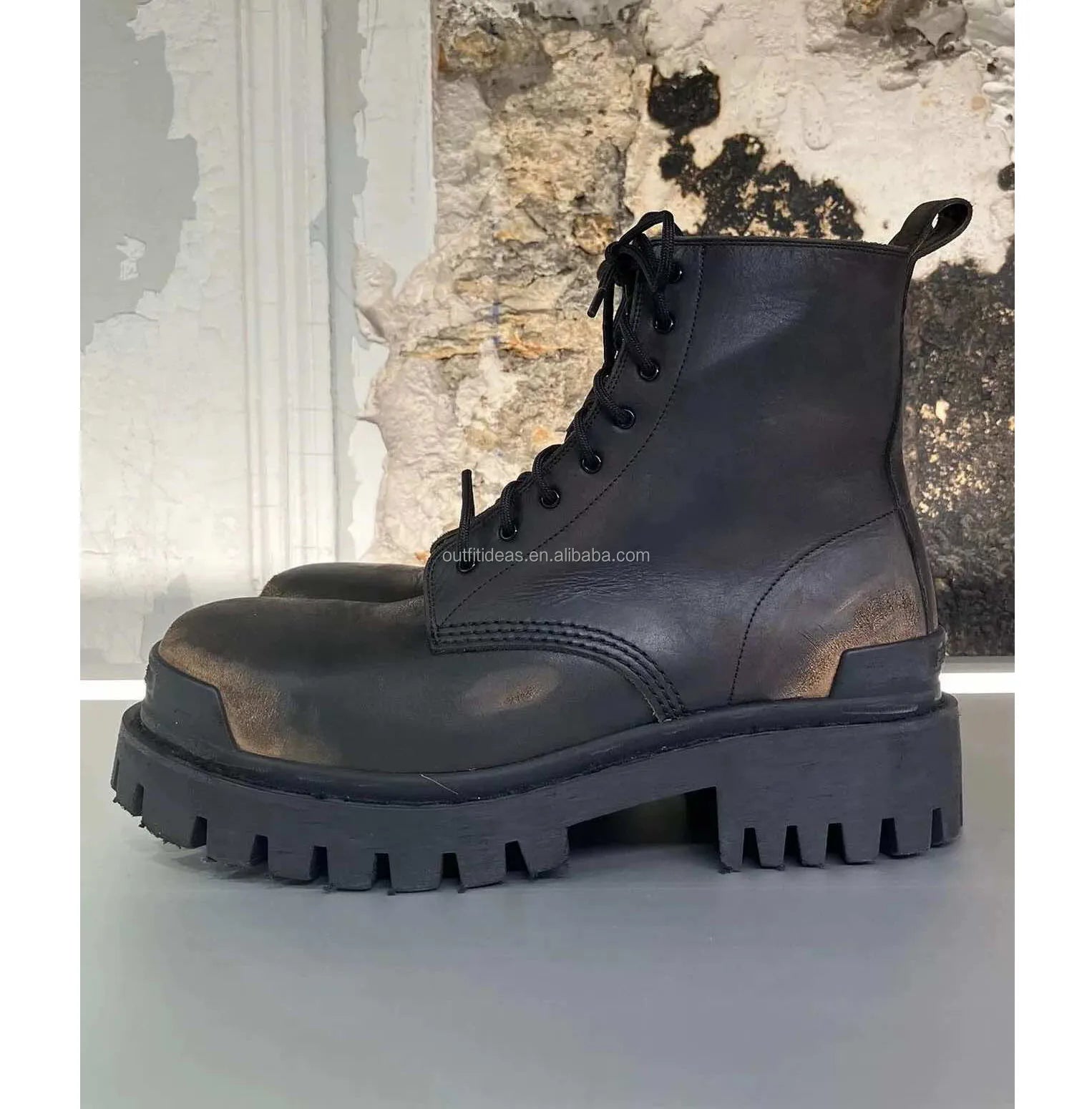 Worn-Out Brown Black Vintage Heavily Distressed Boots Round Toe Leather Men Dress Shoes Super Distressed Lace-up Men Strike Boot