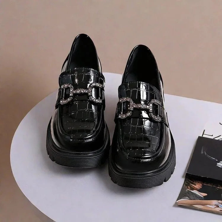 English-style small leather shoes for women in autumn style - loafers. Women's genuine leather single shoes