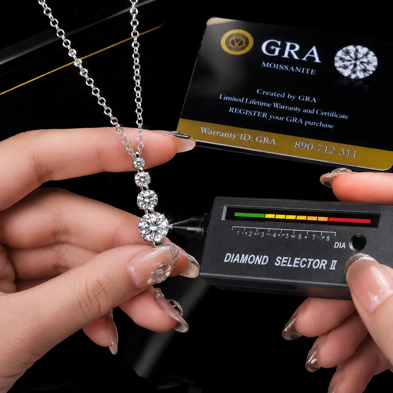 High Quality Round Cut Vvs1 Gra Moissanite Three Stone Pendant Necklace 925 Sterling Silver Factory Jewelry Manufacturer Pendnat