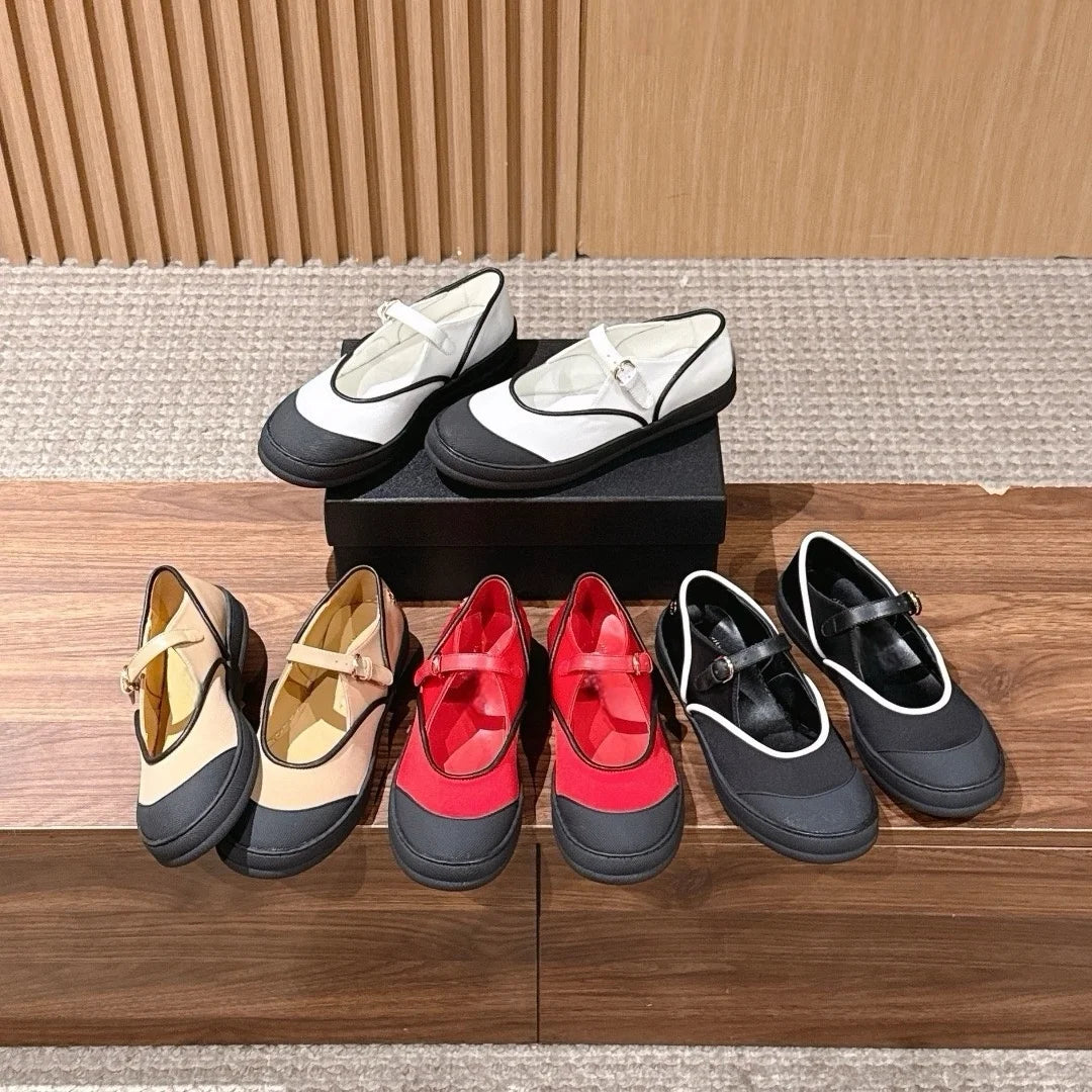 2026 Summer Retro Mary Jane Shoes for Women Red Flat leather Upper with Slip-On Closure Lightweight Design